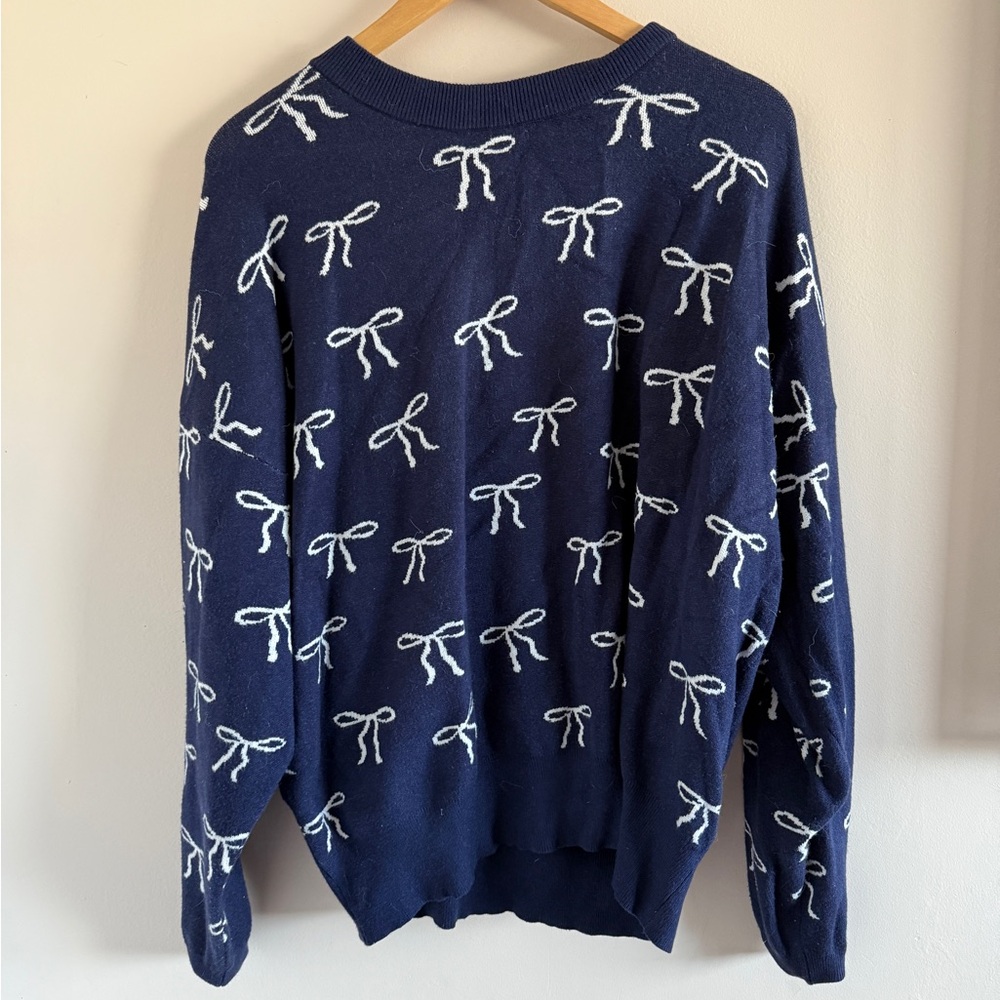Le Lis Navy Bow Print Sweater | Cozy Knit Pullover | Size Large